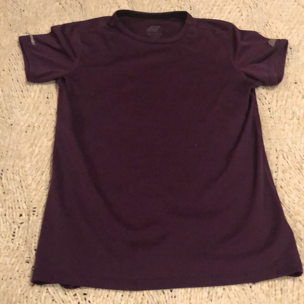 Eastern Mountain Sports Purple Women’s XS Athletic Short Sleeve Tee Shirt.